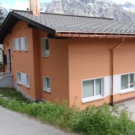 Hotell Chalet Tannenrain & Casa Alba *