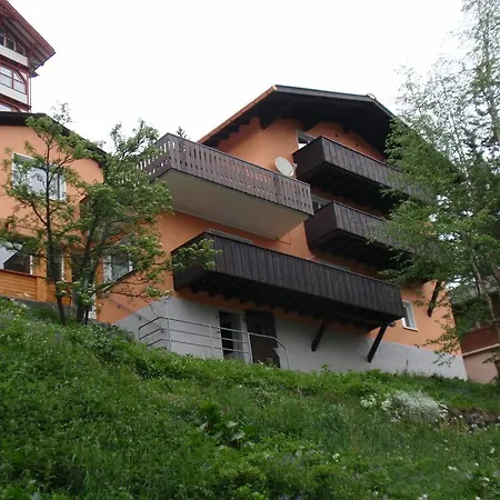 Chalet Tannenrain & Casa Alba ארוזה